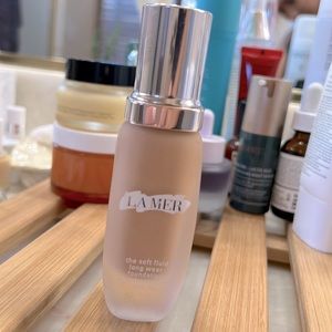 Swatched La mer the soft fluid long wear foundation